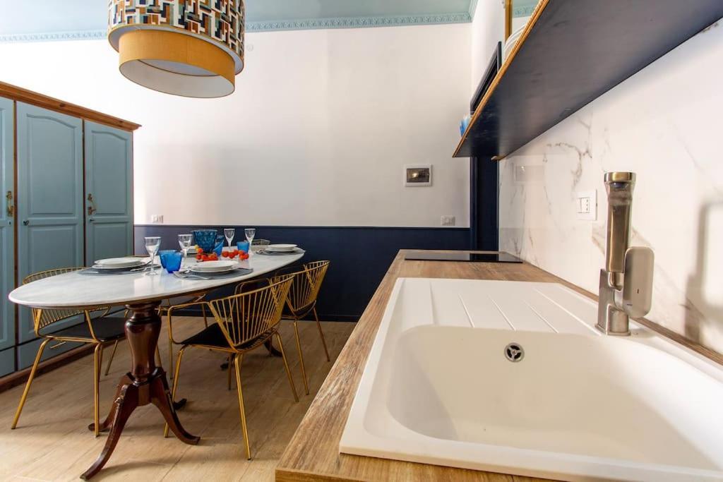 Rasella44, Blu Apartment โรม ภายนอก รูปภาพ